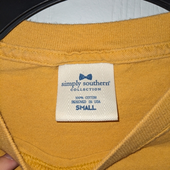 Bee Kind Simply Southern Womens Small long sleeve - Picture 3 of 3